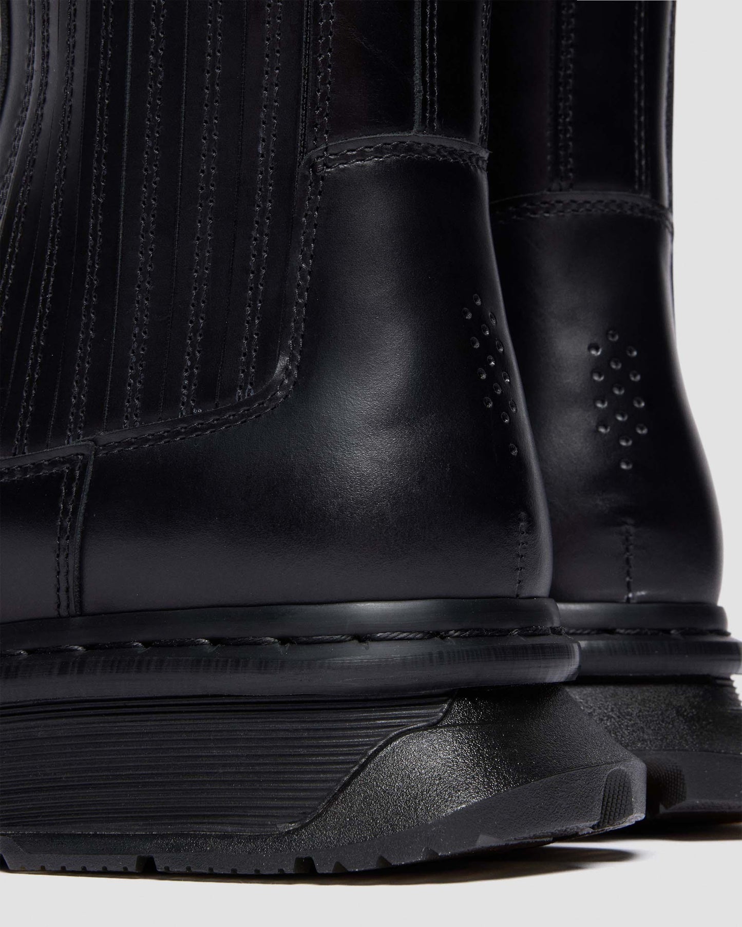 14XX Qubist Chelsea Orleans Leather Boots