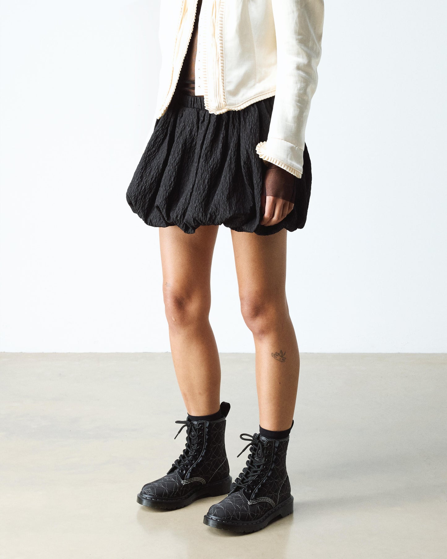 1460 Frill Leather Lace Up Boots